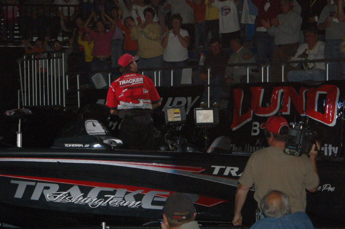 6F2B920B-E780-4222-944C-3CB0C7864BA5