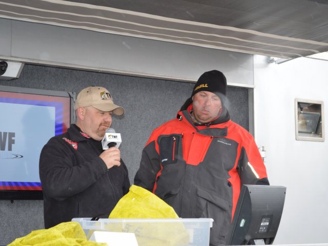 3219924E-1279-4FF0-AA85-C684C6E4FD60