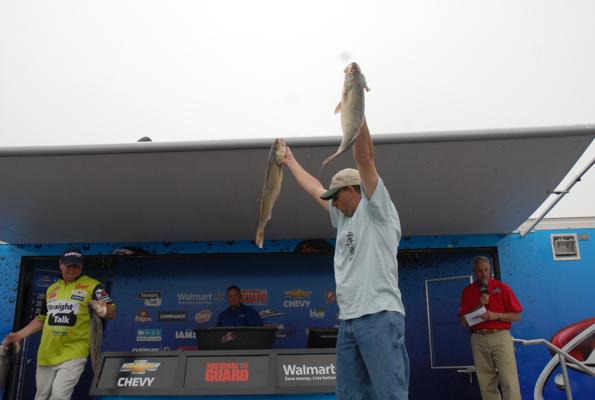 32443FFC-BCD1-44D6-9A83-03848E675778