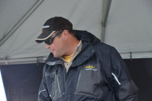 324B95A9-1CA6-4EF3-9EB6-5E712CD8114C