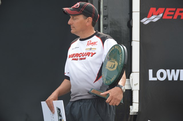 3261134E-8709-4E71-8A3E-8B244EAA587D