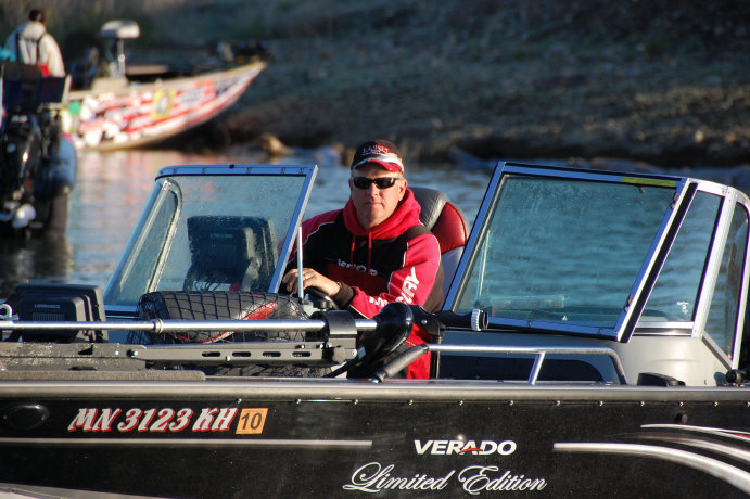 32704D9D-893E-4DCA-BF73-FDC15026685E