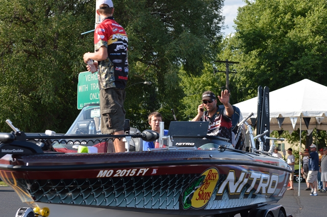 329D55DB-9455-43E2-965B-9F683D1863AF