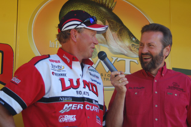 32DCDA38-0C1E-470C-BA1F-109F25118777