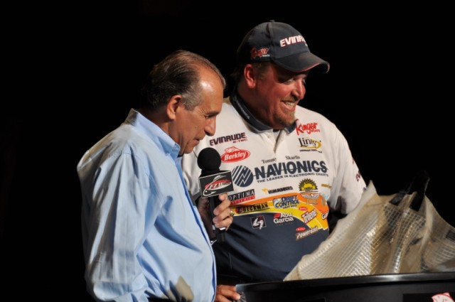 3317C537-24BD-4FEC-9331-C634F6FE1FF2