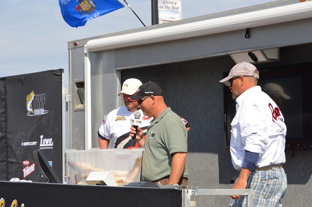 3383DDD8-F6C3-4467-81F5-A322E41F6161