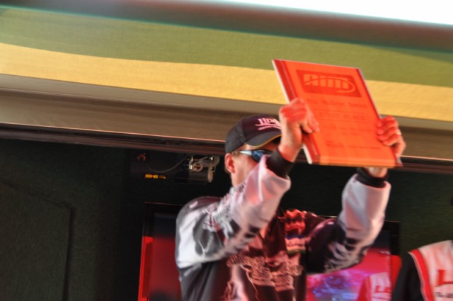 33B17730-D23A-400C-8A6B-C677DB9B5A31