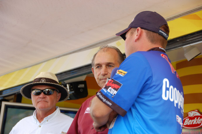 33E523AD-B6B9-4576-A791-3DDC5E537505