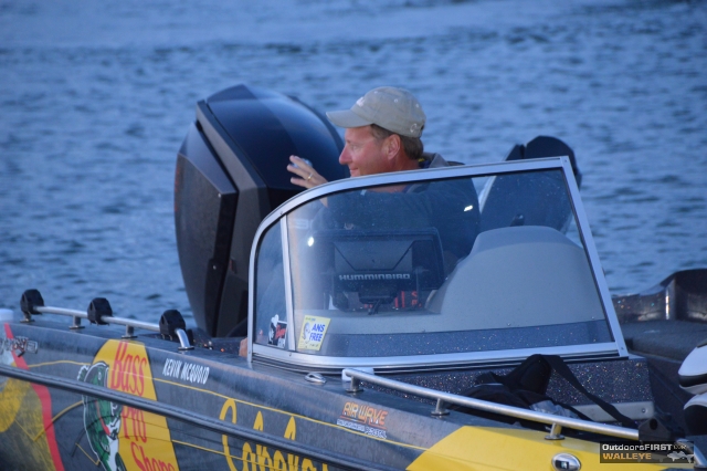 33FAB5B3-0492-40C2-9776-6A712E67ED91