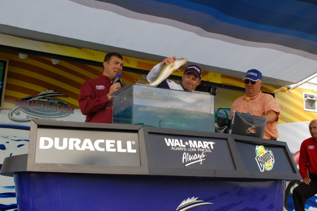 34075C8B-307E-49E1-B71D-2772A27AFBC0