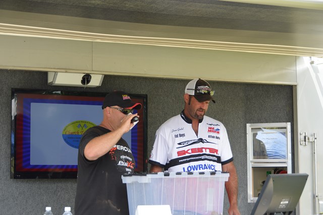 341B258E-8D4B-4E90-A1E1-5460654392C7