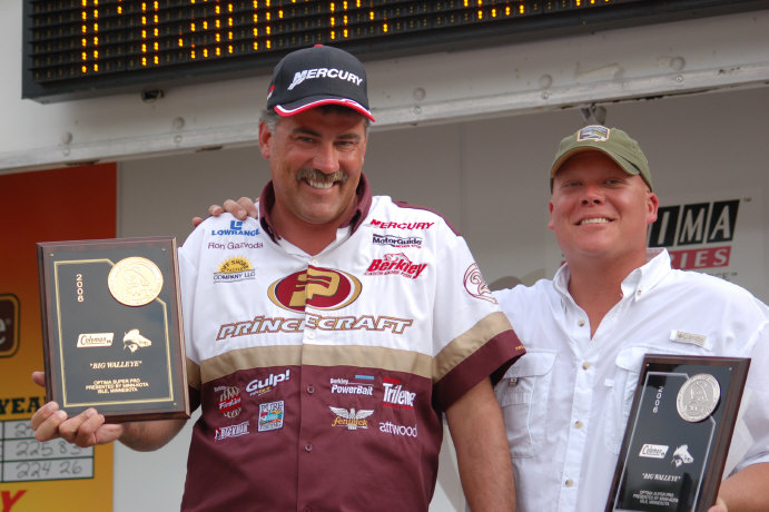 3441F775-B649-49E8-8D66-8830BBBA8F3A