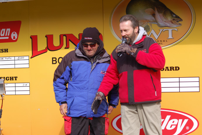 34A51A89-F4FA-467B-B300-ABC828881051