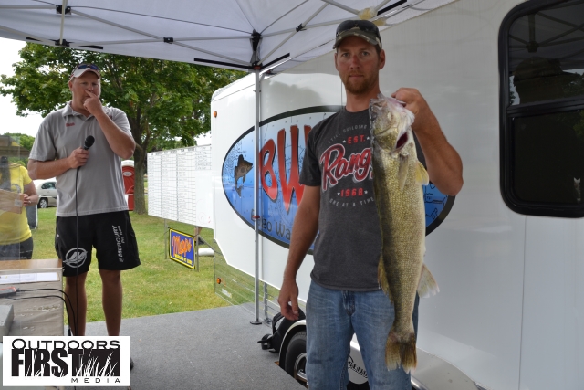 34D20504-3A99-4DDD-95C4-9FB51DC1B41C