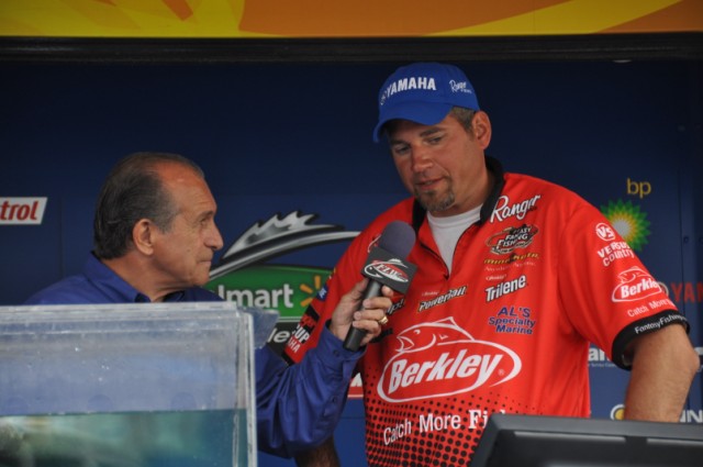 34DBD103-B9AE-40C3-B3E8-50FBE3F94D13