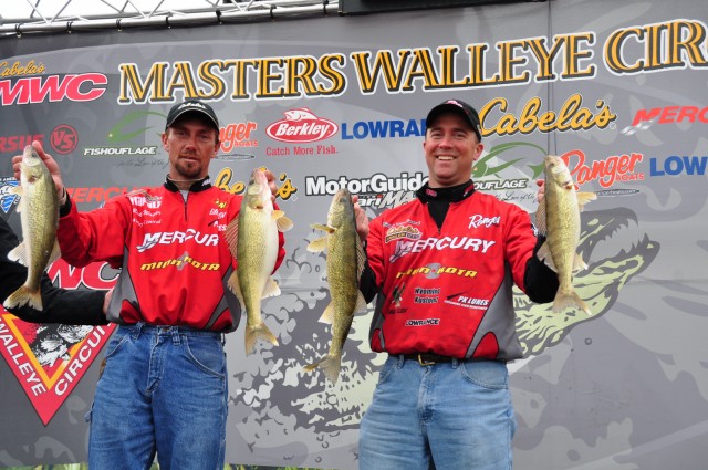 34F5DD93-0A9E-445E-8E1F-B8A51BA4B38F