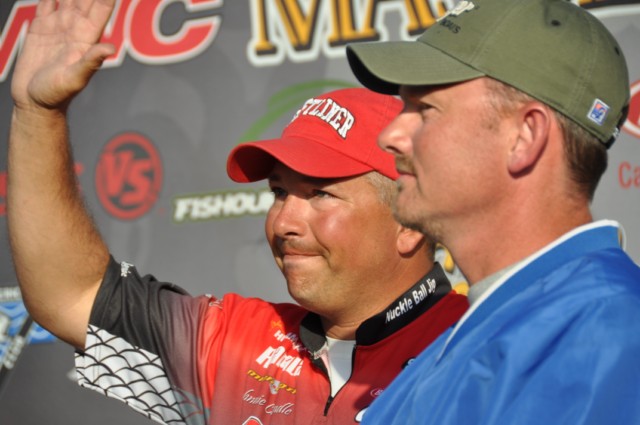 3560B831-1C9A-4670-999C-F69ED12D5A64