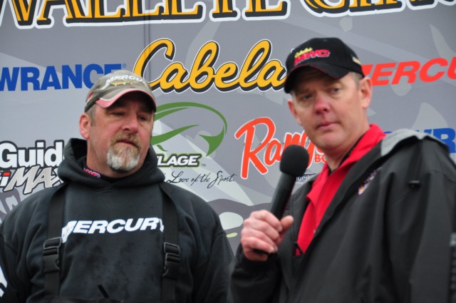 35943043-0EAC-4B55-9EEE-625BAFBD09AD