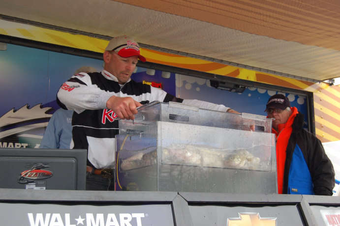 35B073D0-B950-4E58-9721-8C1EE3FEDE71