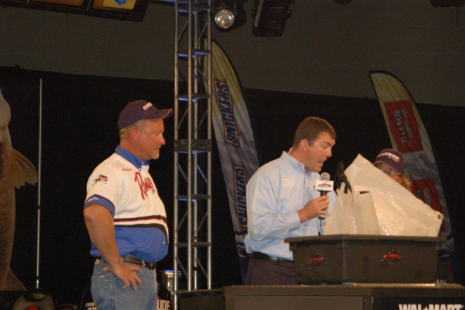 35CC95D3-85A9-4D3D-A7B7-C1D441F4F514