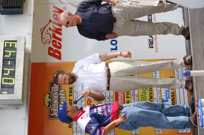 35E0F1FC-2048-4FFF-AAB9-90B09FD5829B