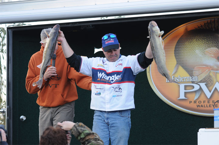 362275A0-AE36-48B6-AB3D-E74BF70BAF04