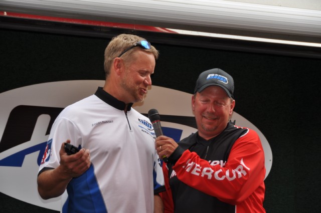 36958D8A-D24B-467E-A7D4-50D2AECA9F49