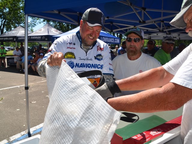 3695F510-3641-402C-874E-34E0BF21B129