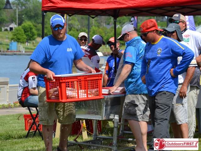 36B8AC2D-1782-4038-99BF-7D4D08B045CA