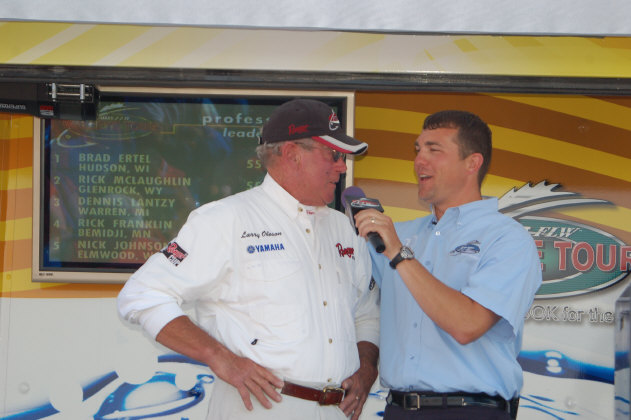 36E6B069-A52A-427F-A7F5-7DDAB5DDD23F