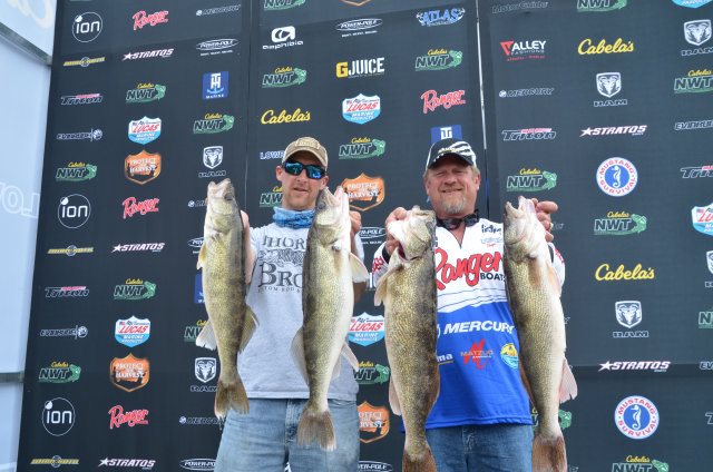 37123E49-EFEC-4AFB-A9A3-AC0FD8FFC670