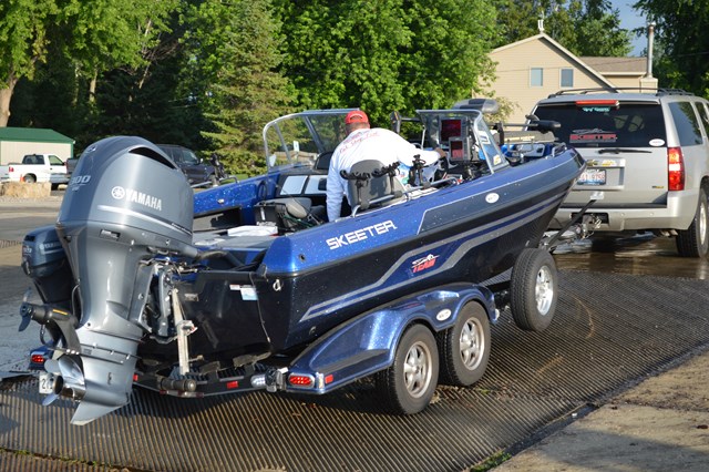 371684CB-C6DB-4E96-BB22-34BDCFA637D9