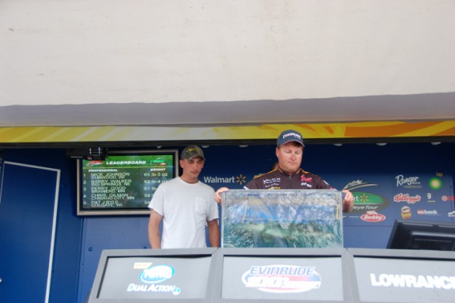 3721C3B1-C8D4-401F-9071-2A0CFBED7B34