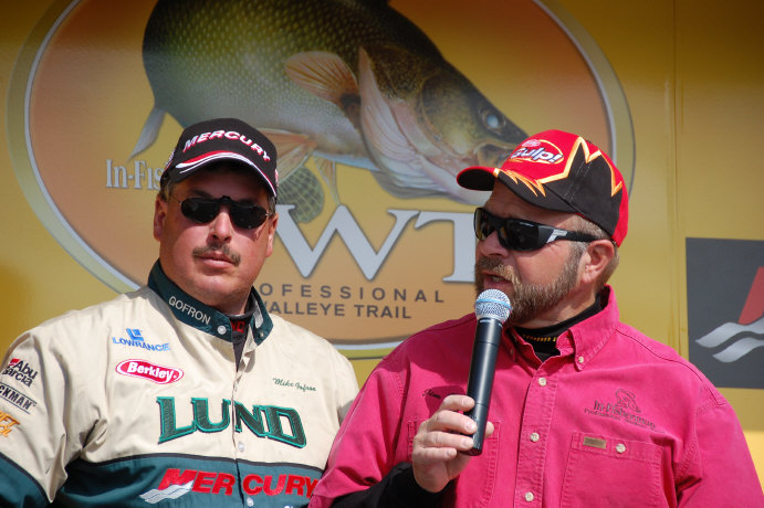 373EC63F-0C08-4A63-BCAA-445B68C32815