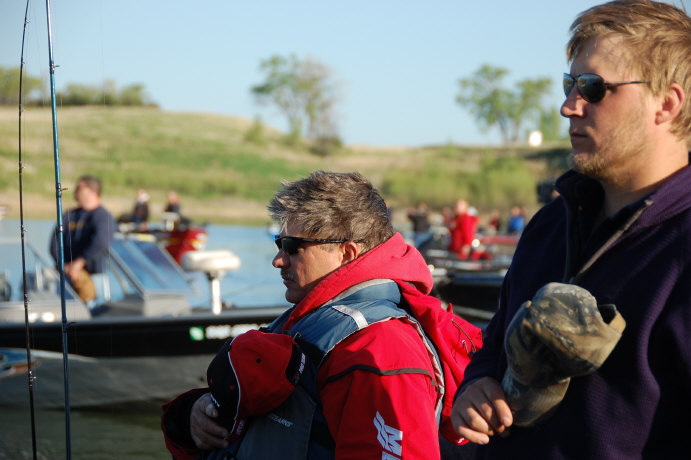 3744E70A-7F8E-4EDB-9C83-C66F6AE281A3