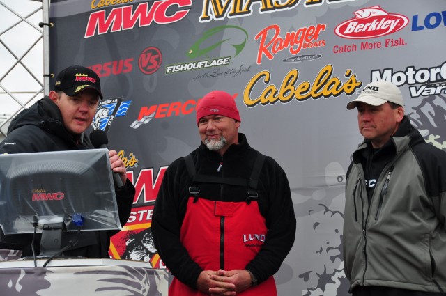 374F0EF3-DB4F-4D81-B713-60CDDE2D9950