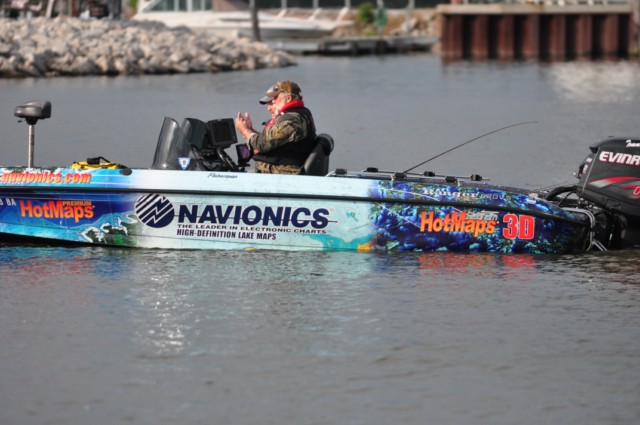 3759B74E-69FB-40ED-9725-2BB3055800CF