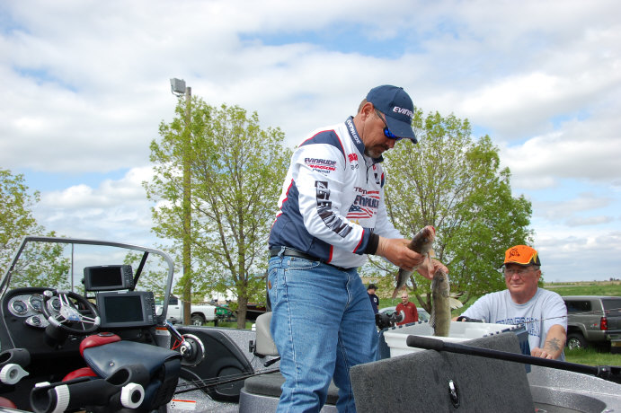 3797BA7E-9ED3-4323-B8D9-555F0BCB19BD