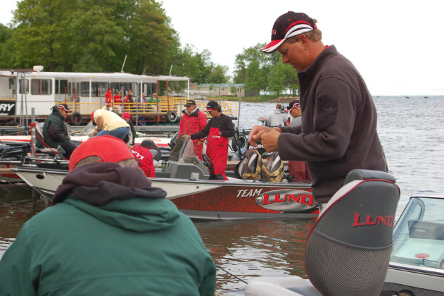 3798DF36-37F4-4D3F-B90A-3CEEF55D109C