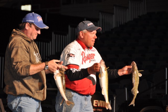 37B9A3DE-00A3-4B49-887B-017A85253EA2