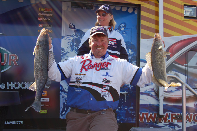 37CB87BB-6F1A-42DC-9B14-1ABCB51A8A0B