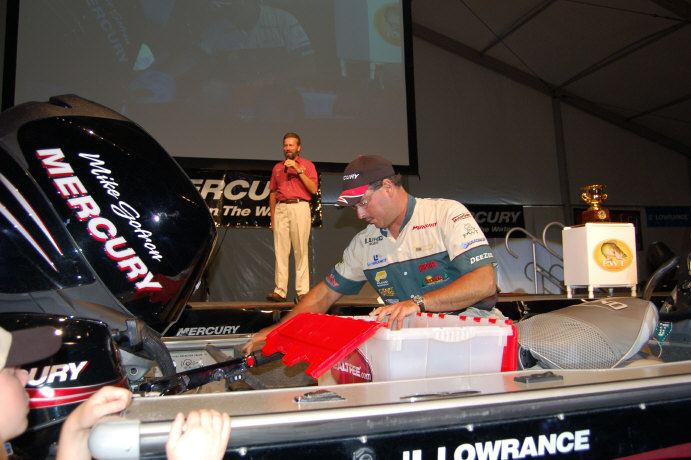 3803F1AF-1FB4-4C15-85F8-7D98F5CA0B1C