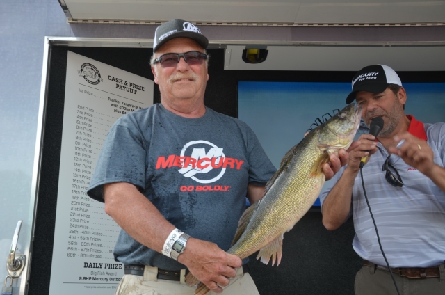 381A6AB3-86B3-4ED2-8C49-7DEF2AC74D9B