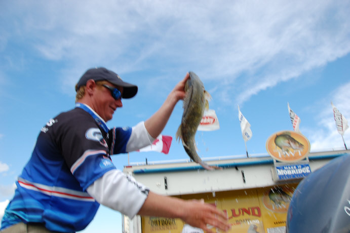 38387ECE-FACD-40C8-A267-442C01C6E132