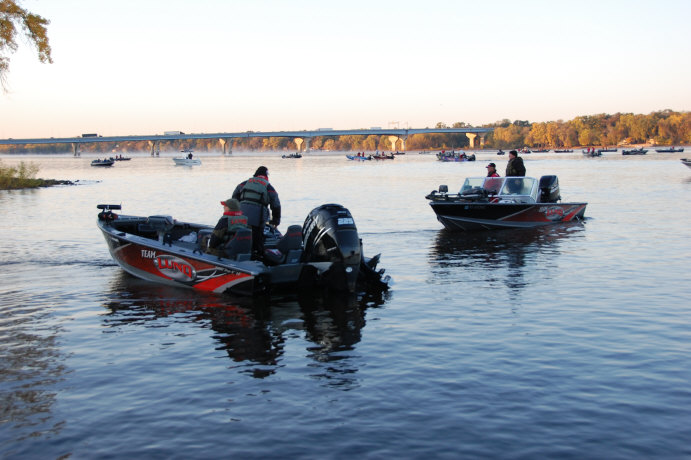 3841D85B-FE68-4AF1-B8C6-BB84863D6070