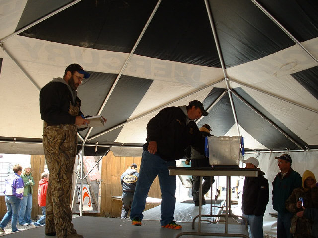 3842B624-0F0E-4C48-8906-3C46660294B3