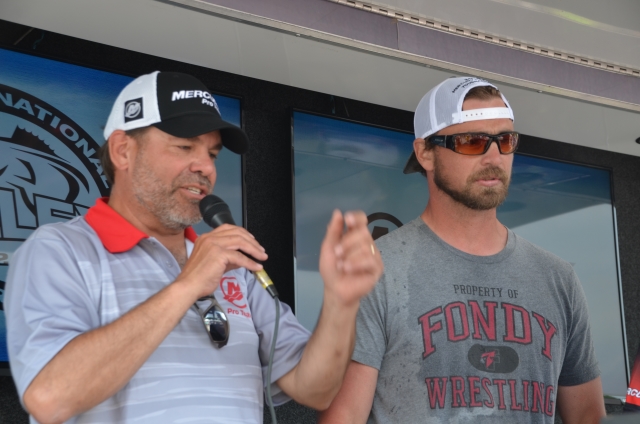 3844B5CD-81AF-46D1-962F-3E87077A4C84