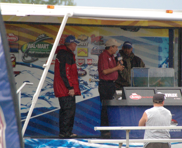 38929EC1-A39D-4C04-88C3-A7392DFEF0B9