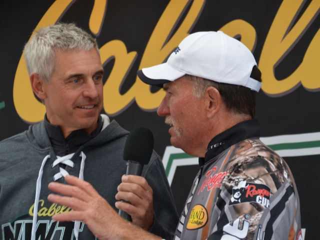 3893DA60-3069-4E23-B56E-3343BD271A89