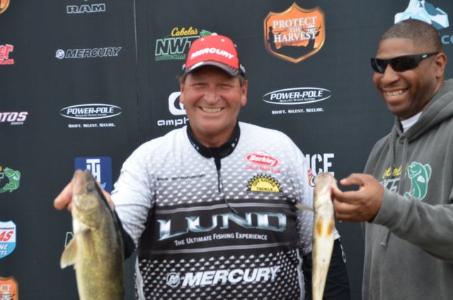 38A4B620-6181-4535-8209-3B60E045FB24